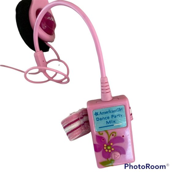 American Girl Mia’s Meet Accessories Ice Skates Bag Headphones Ipod 18” Doll - Picture 6 of 9
